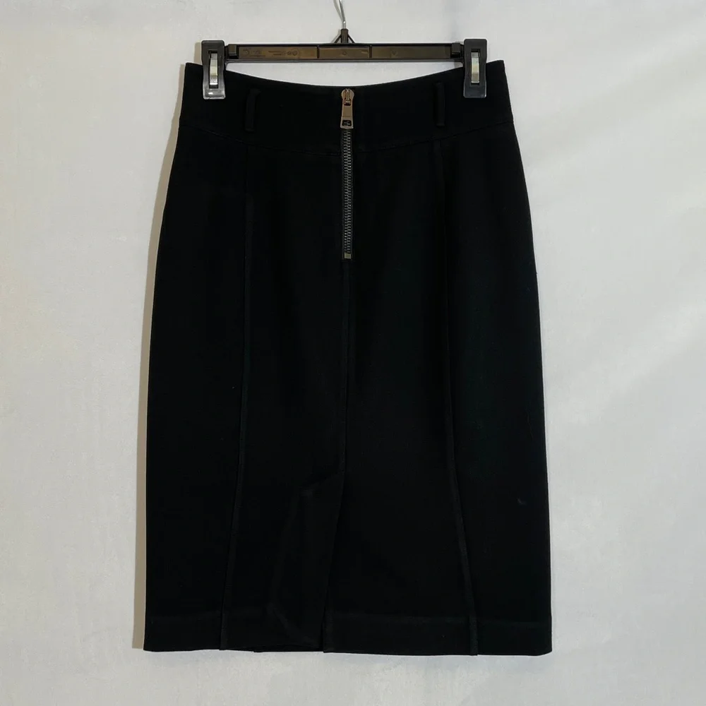 Burberry London Pencil Skirt Size 2 Black Lined EUC